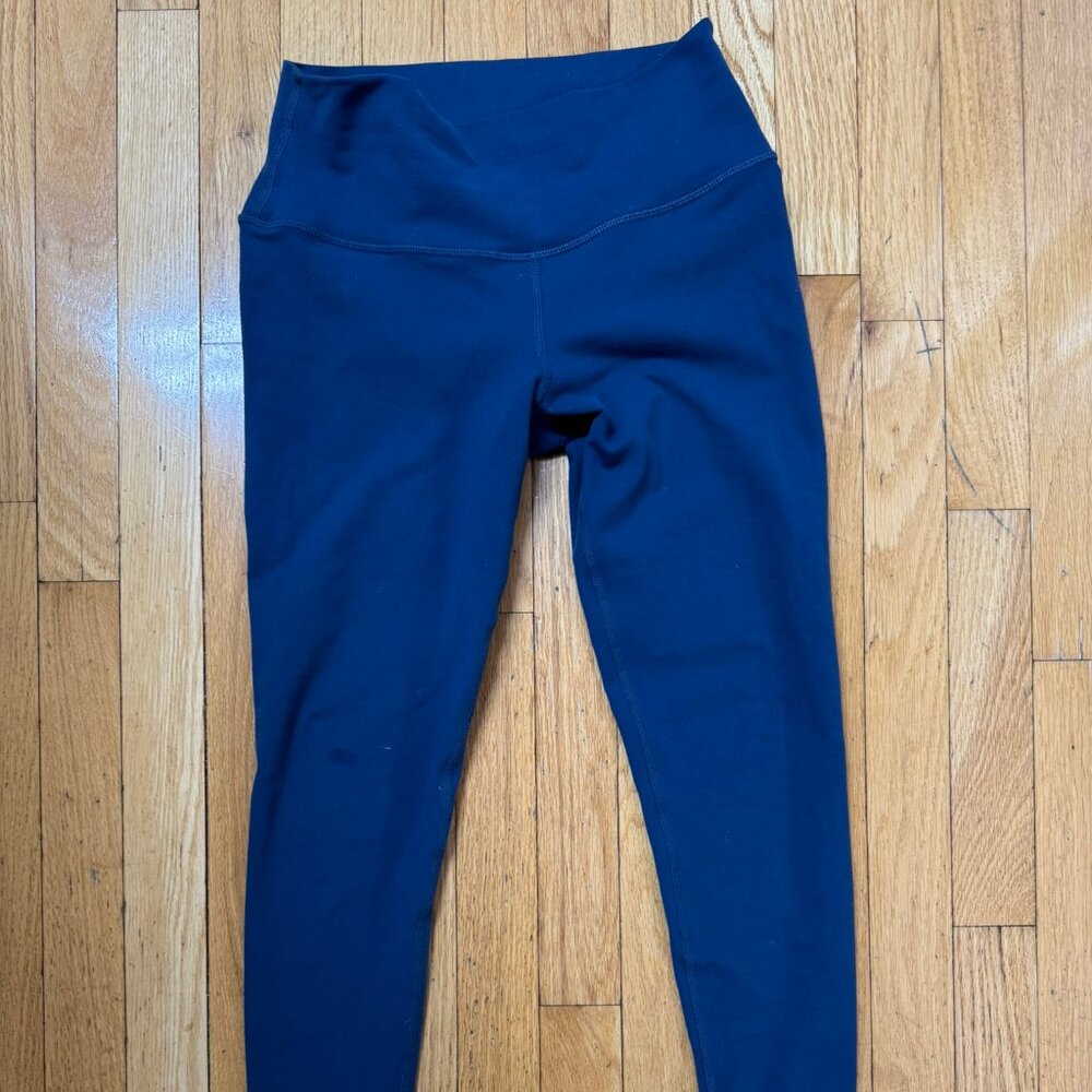ALO cropped yoga pants, blue, size small